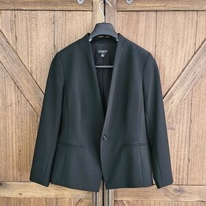 Ann Taylor- Cutaway Bi-Strech Blazer